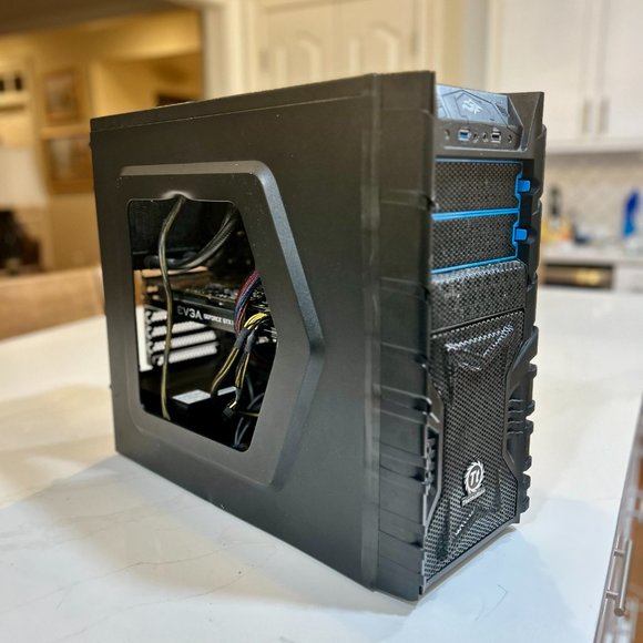 Gaming Computer i7 7700k, GTX 1060 6GB, 16 GB RAM, 240 GB SSD + 300 GB HDD - Picture 3 of 4